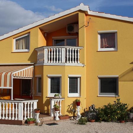 Apartment Leon Задар Екстериор снимка