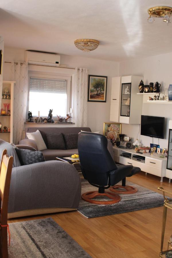 Apartment Leon Задар Екстериор снимка