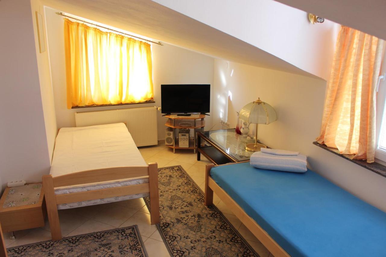 Apartment Leon Задар Екстериор снимка